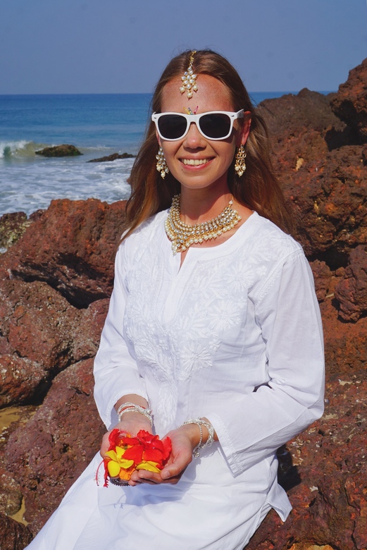 Длинная белая туника с вышивкой, М, L