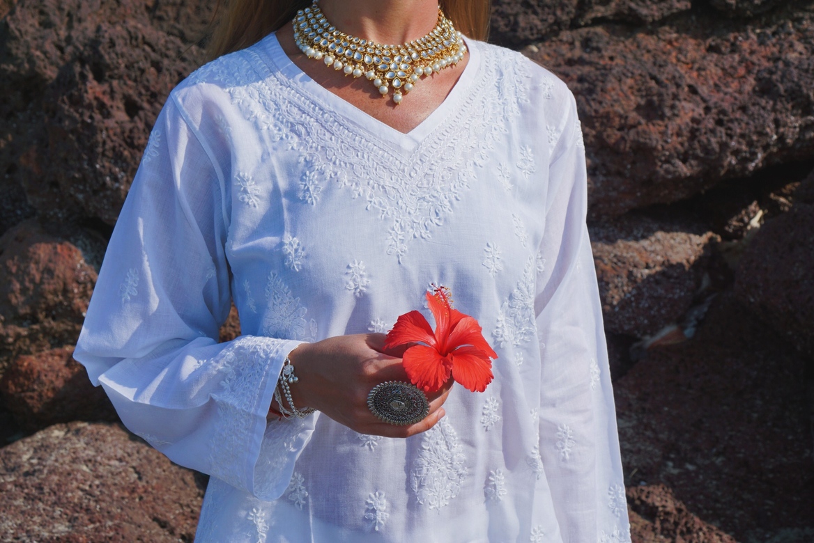 Белая туника с вышивкой, M-L