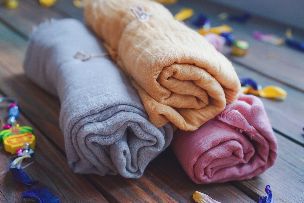 Нежные весенние шарфы