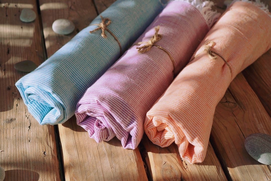 Пештемали в мелкую полоску