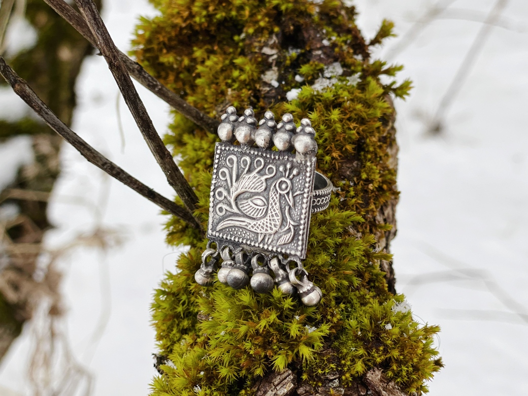 Раджастанское кольцо с павлином