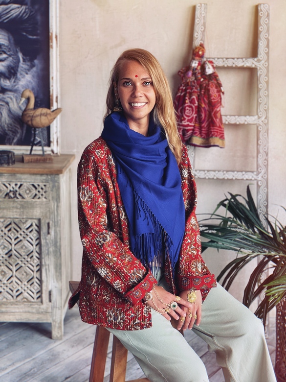 Синий однотонный палантин