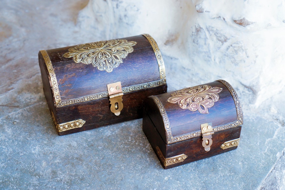 Деревянные шкатулки