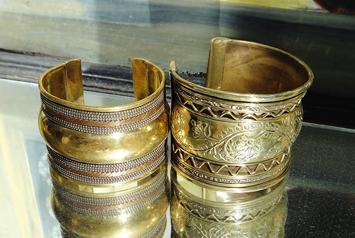 Широкий браслет из латуни