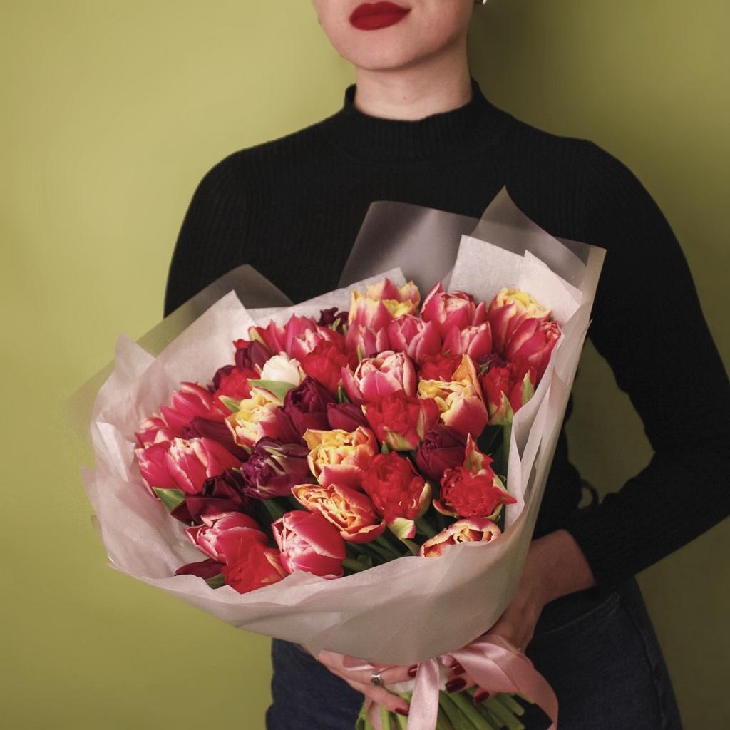 Букет микс пионовидных тюльпанов