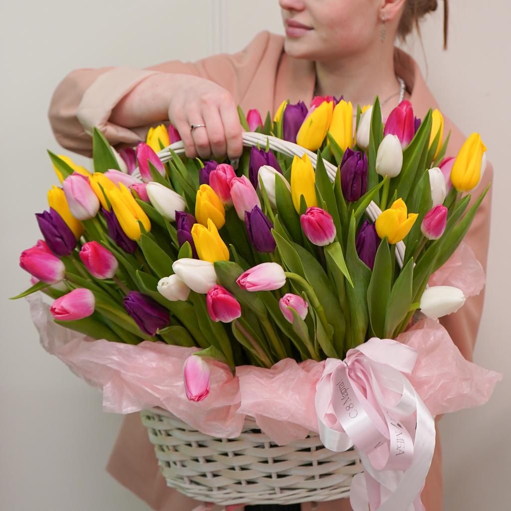 Композиция «101 тюльпан»