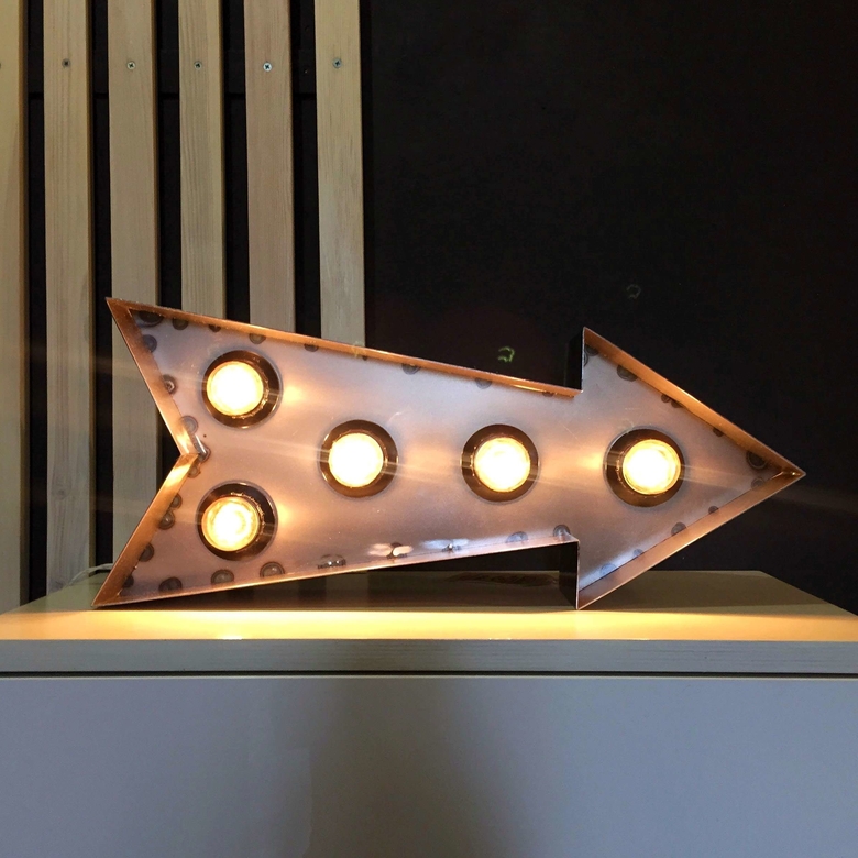 Светильник "Стрелка" стальная