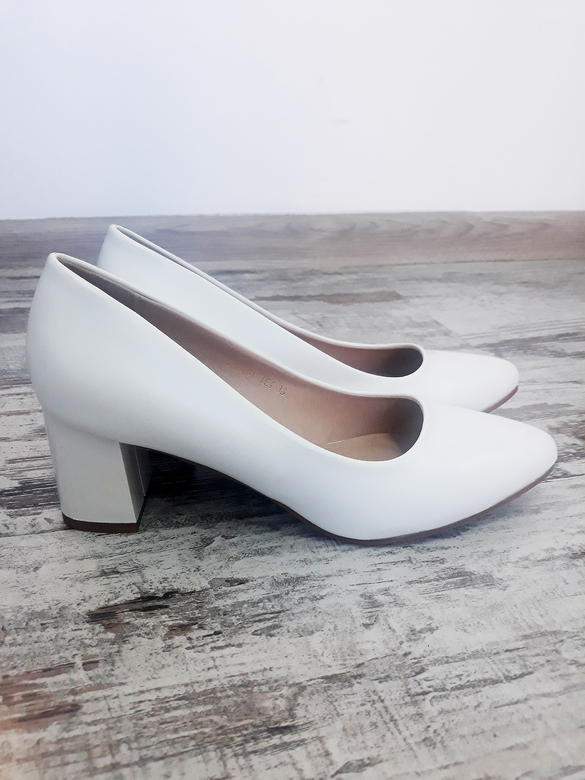 Свадебные туфли на широком каблуке