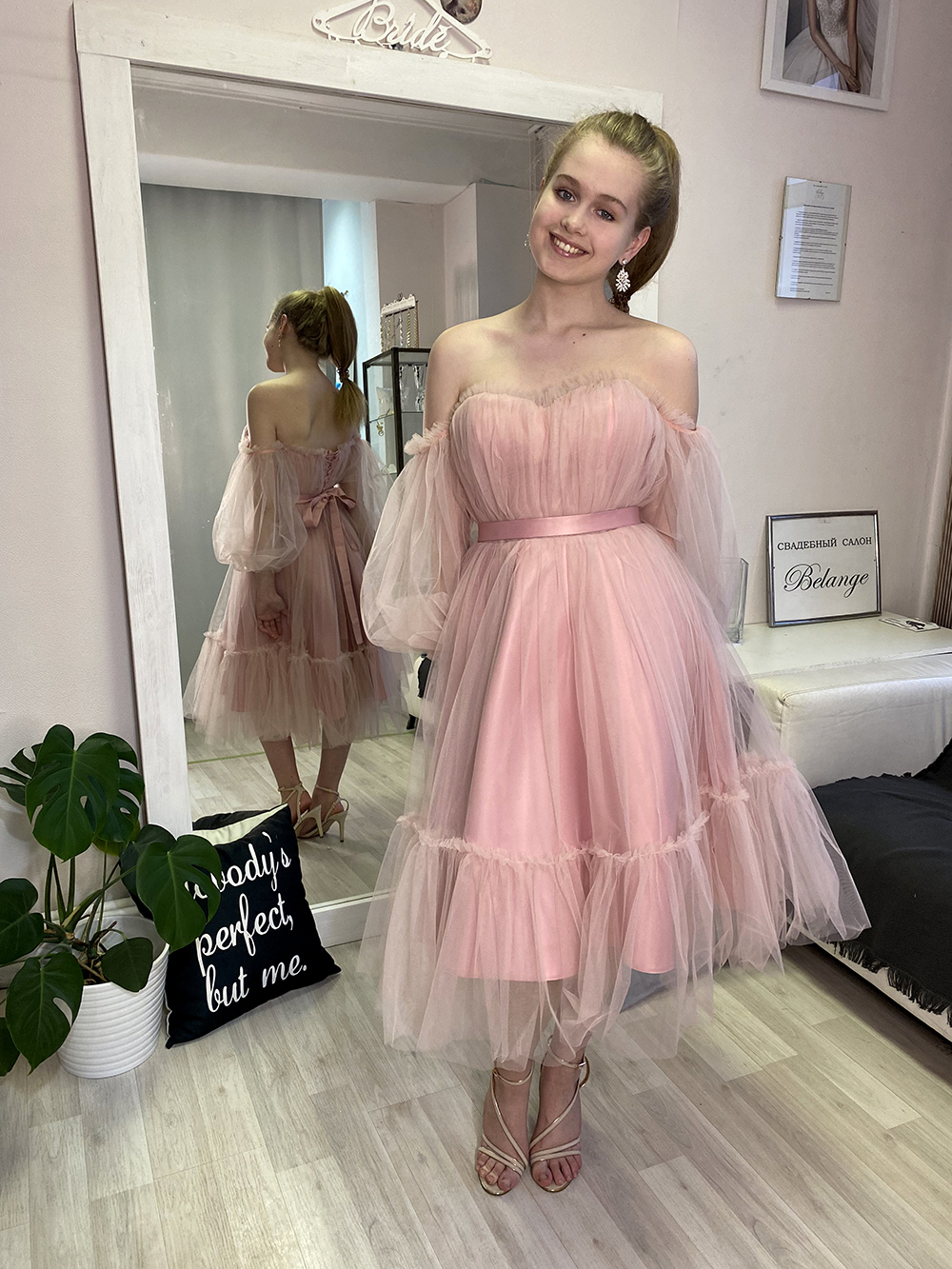 Вечернее платье Malvin Rose