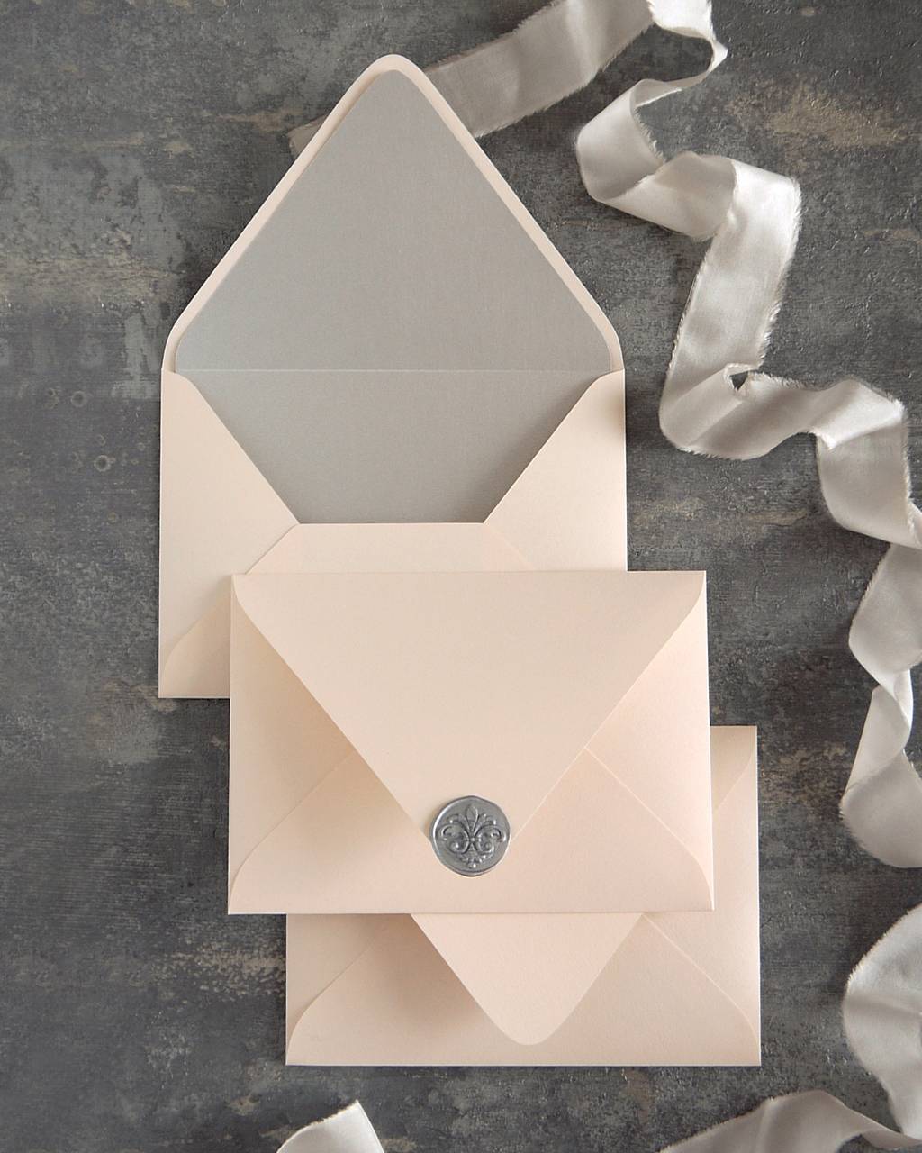 Конверт для свадебных приглашений