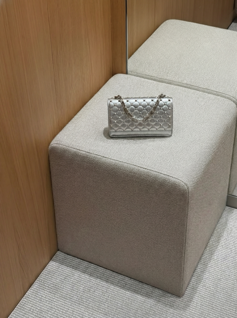 дерзкий дроп, эксклюзивная мятая серебряная кожа