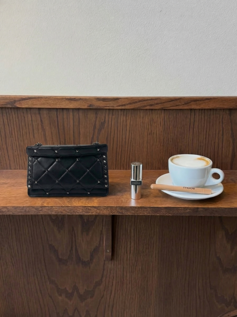 бабл дроп, черная кожа