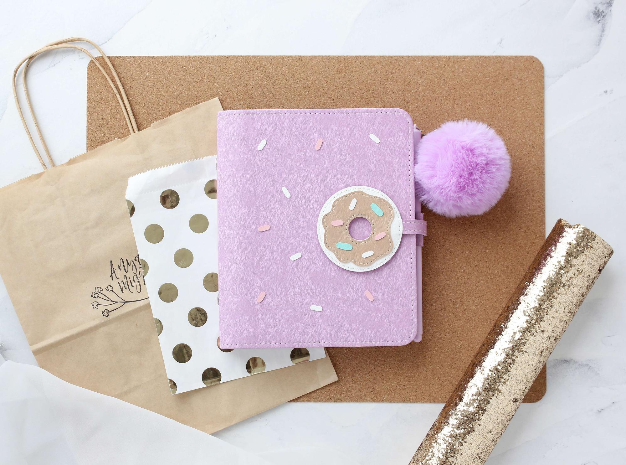 Школьный планер "Пончик" (готовый блокнот ручной работы на кольцевом механизме А6+)