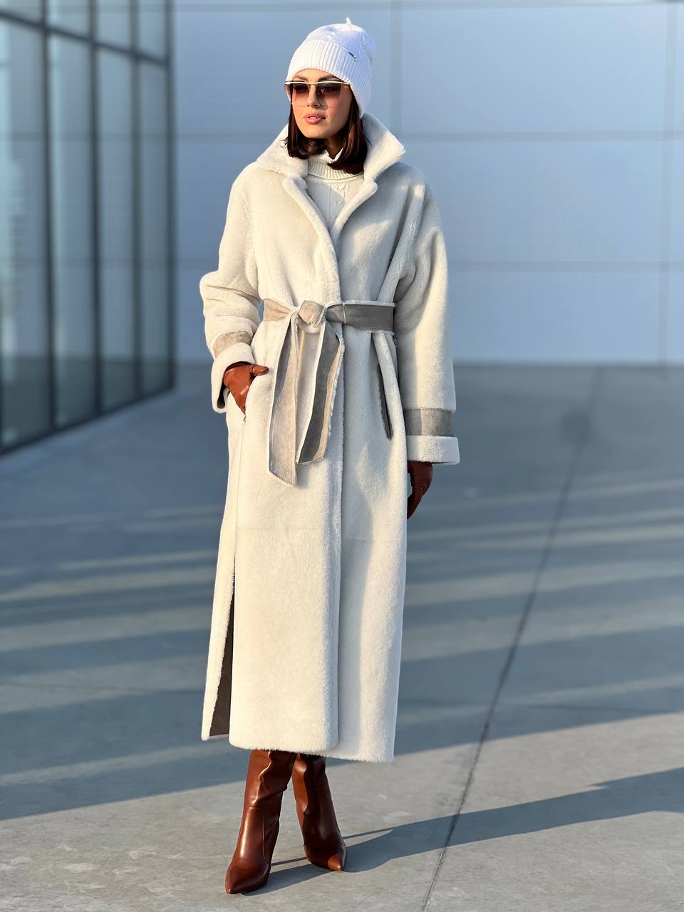 Двусторонняя дубленка из меха овчины.