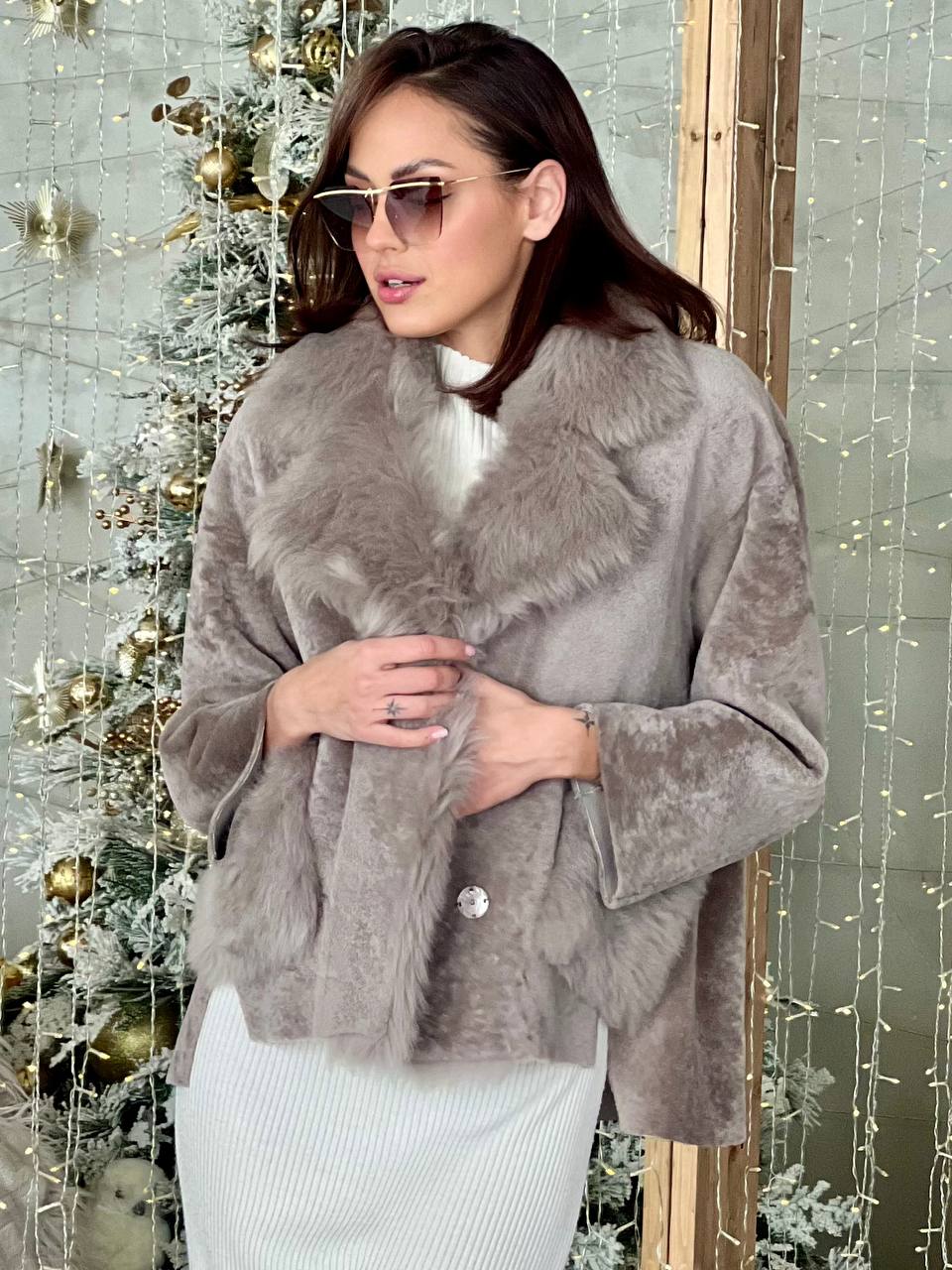 Дубленка из меха овчины.