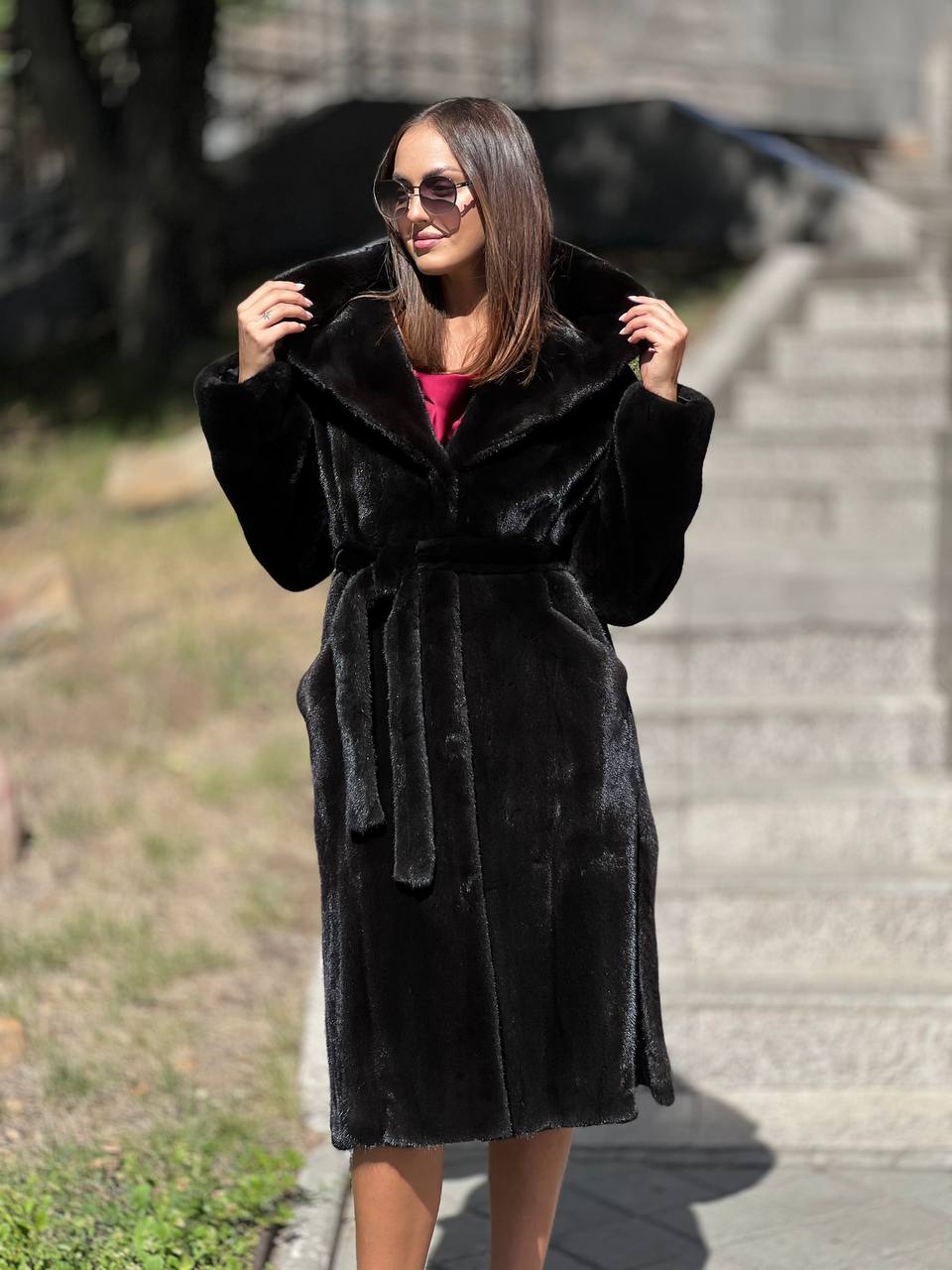 Шуба из роскошного меха легендарной норки  BLACKGLAMA