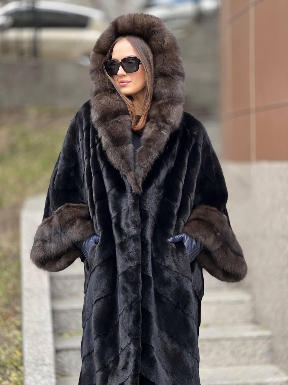 Шуба из элитного меха норки BLACKGLAMA