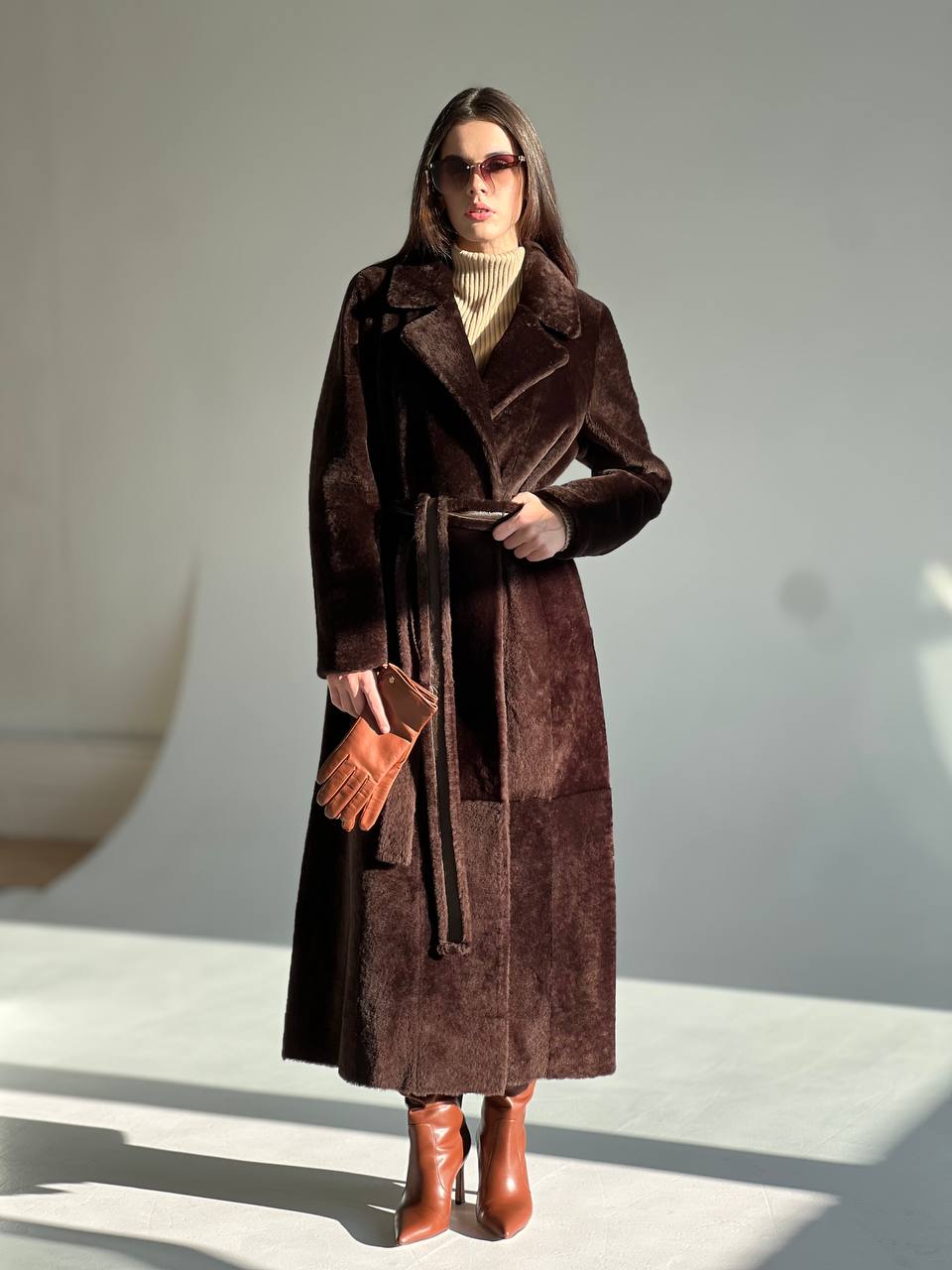 Дублёнка из натуральной овчины шоколадного оттенка