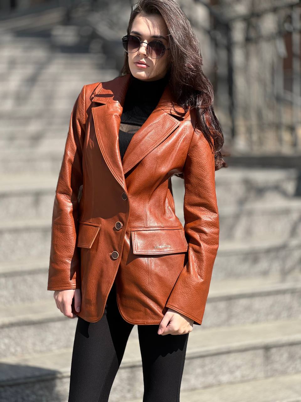 Рыжий пиджак из натуральной кожи