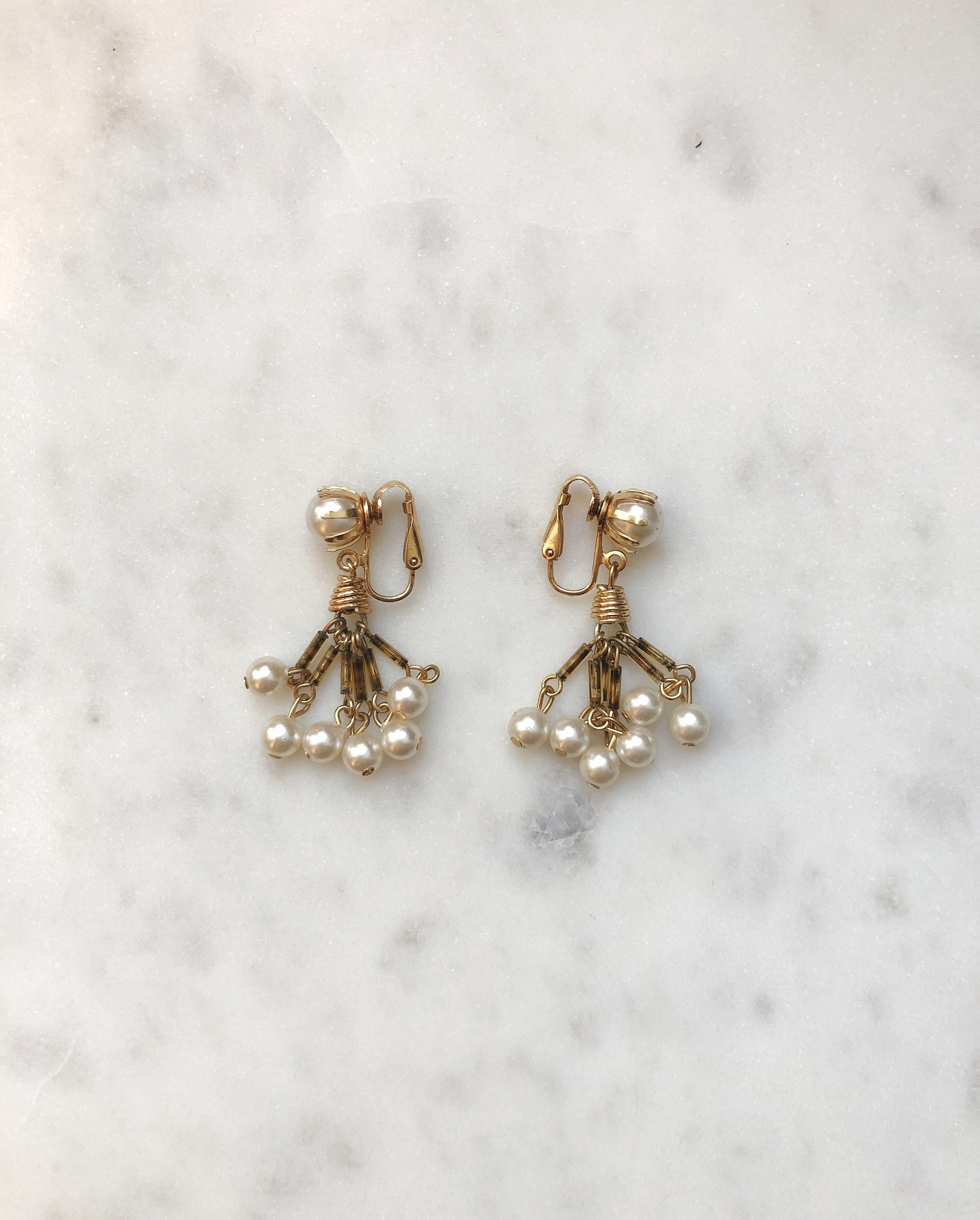 Клипсы-подвески с жемчугом