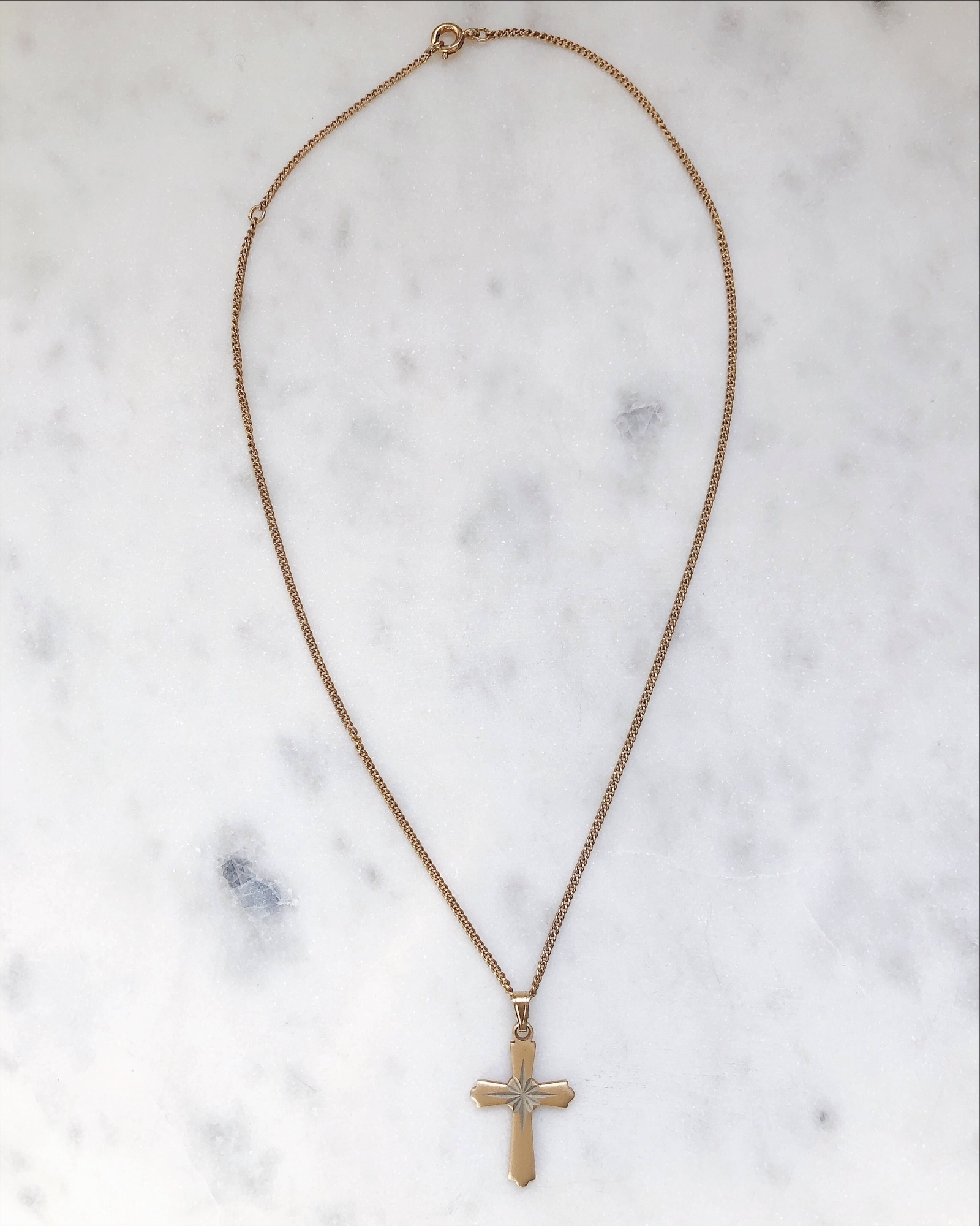 Цепь с крестиком Sarah Coventry