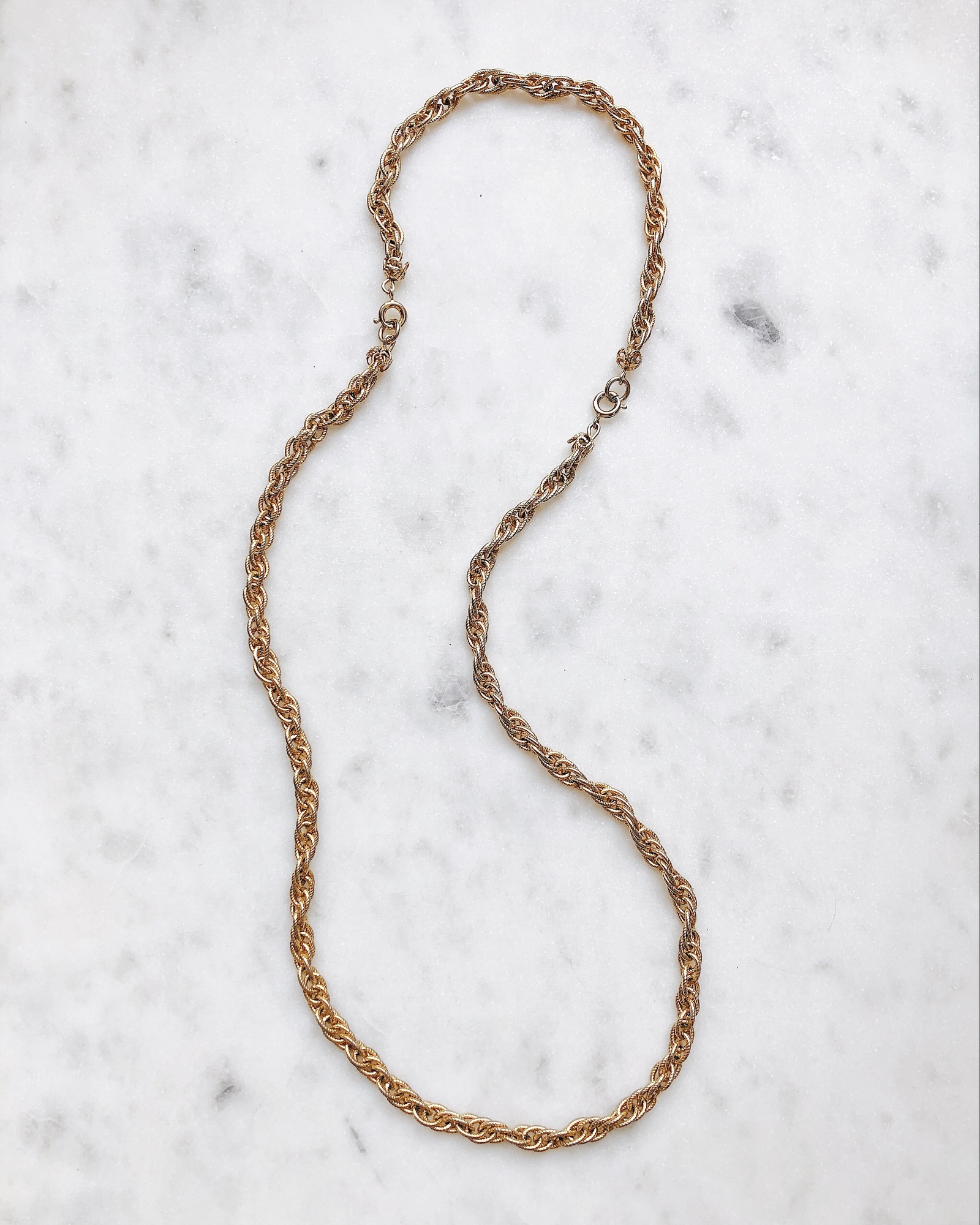 Золотистая цепь