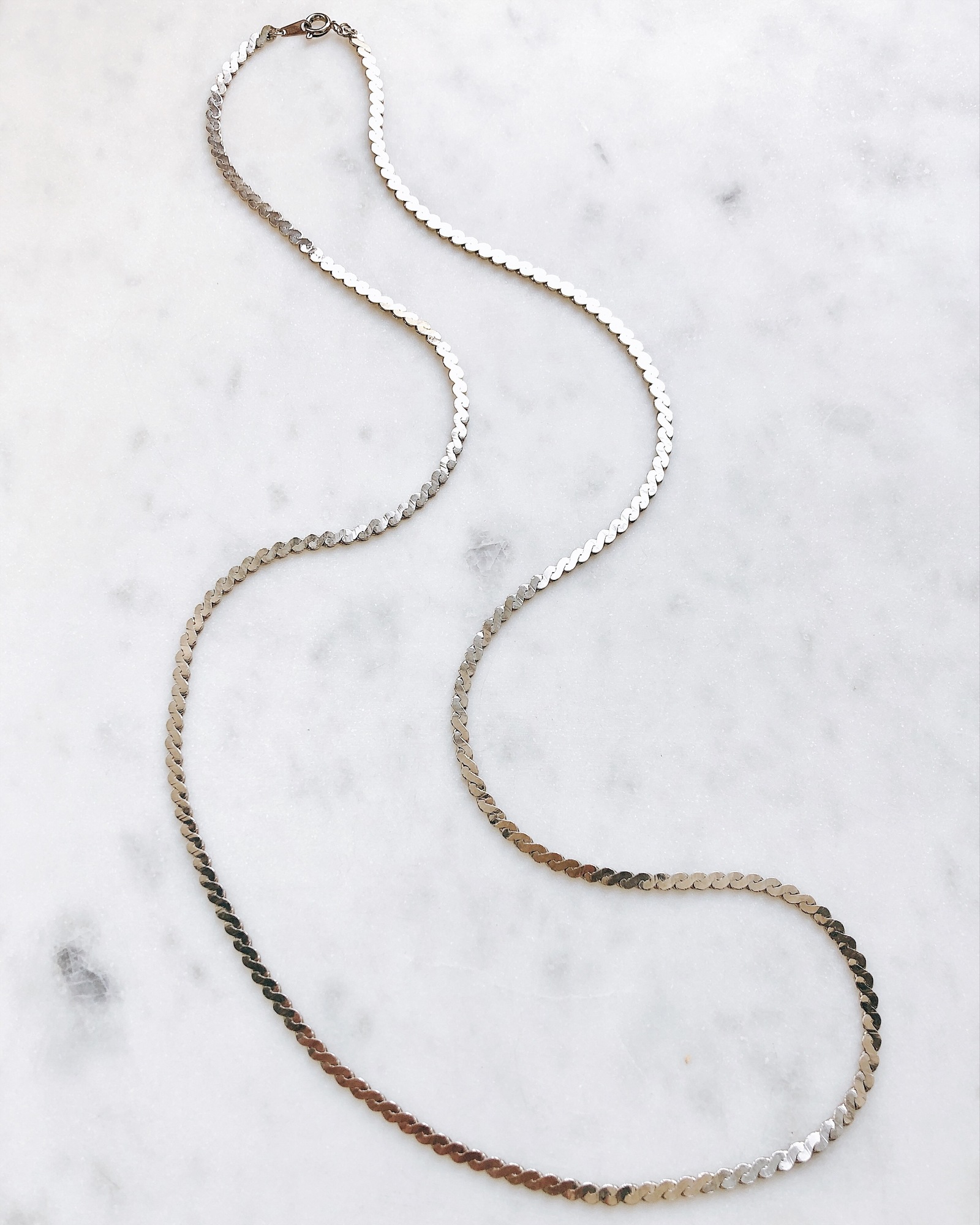 Сияющая цепь фантазийного плетения