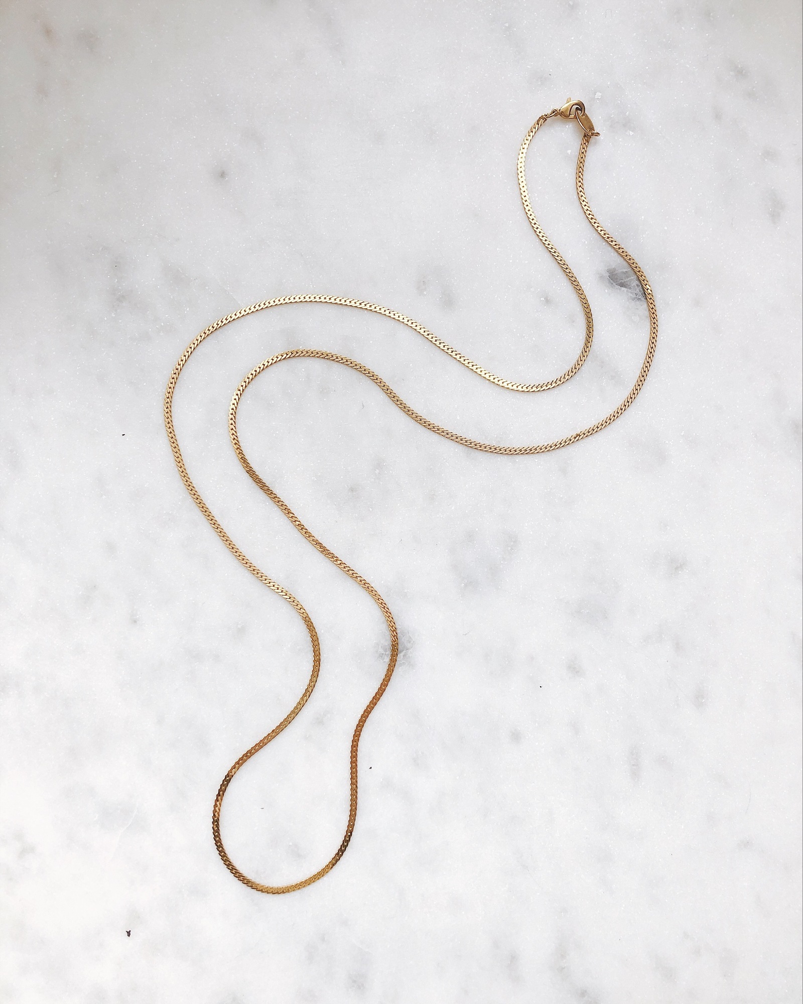 Минималистичная классическая цепь