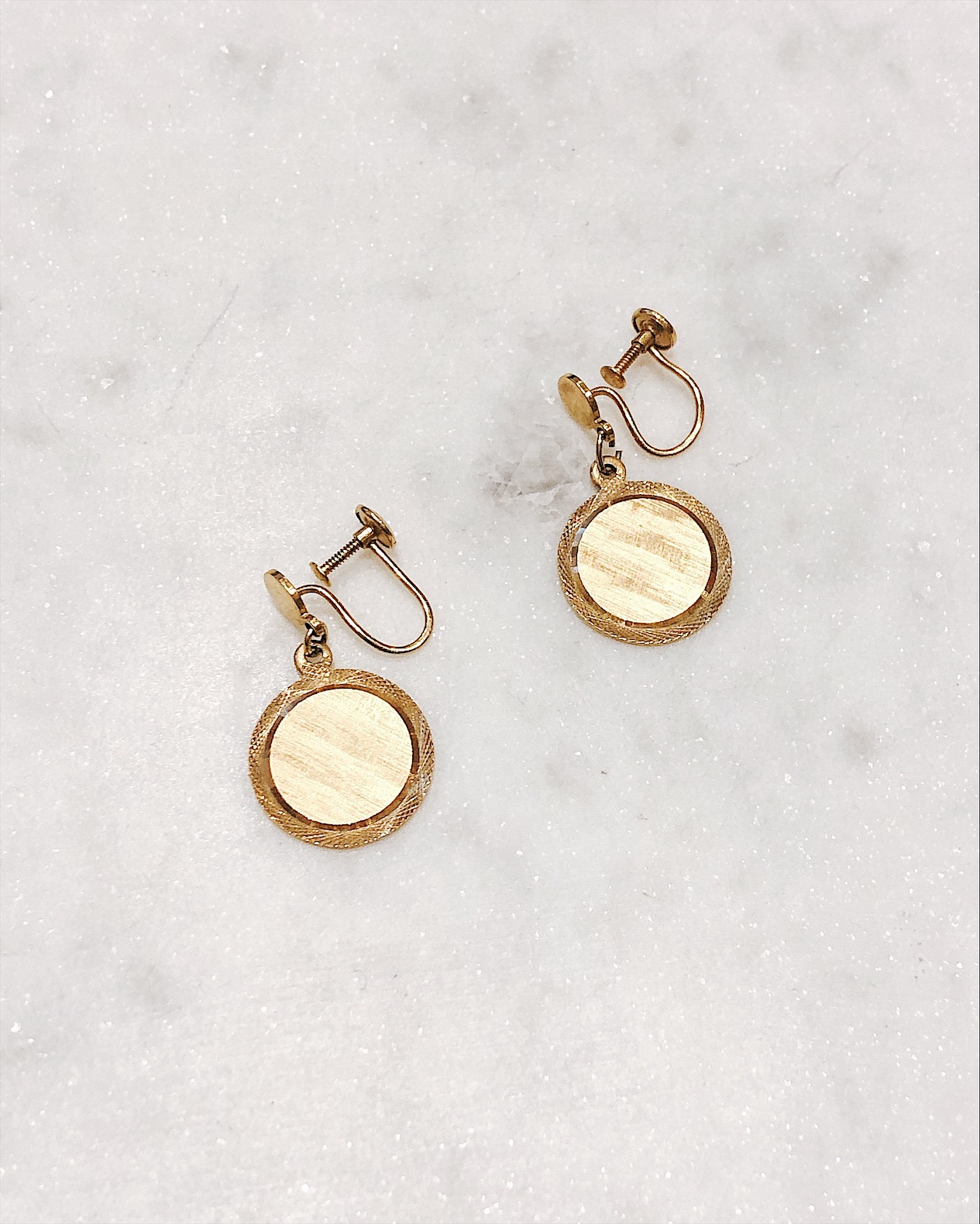 Позолоченные клипсы