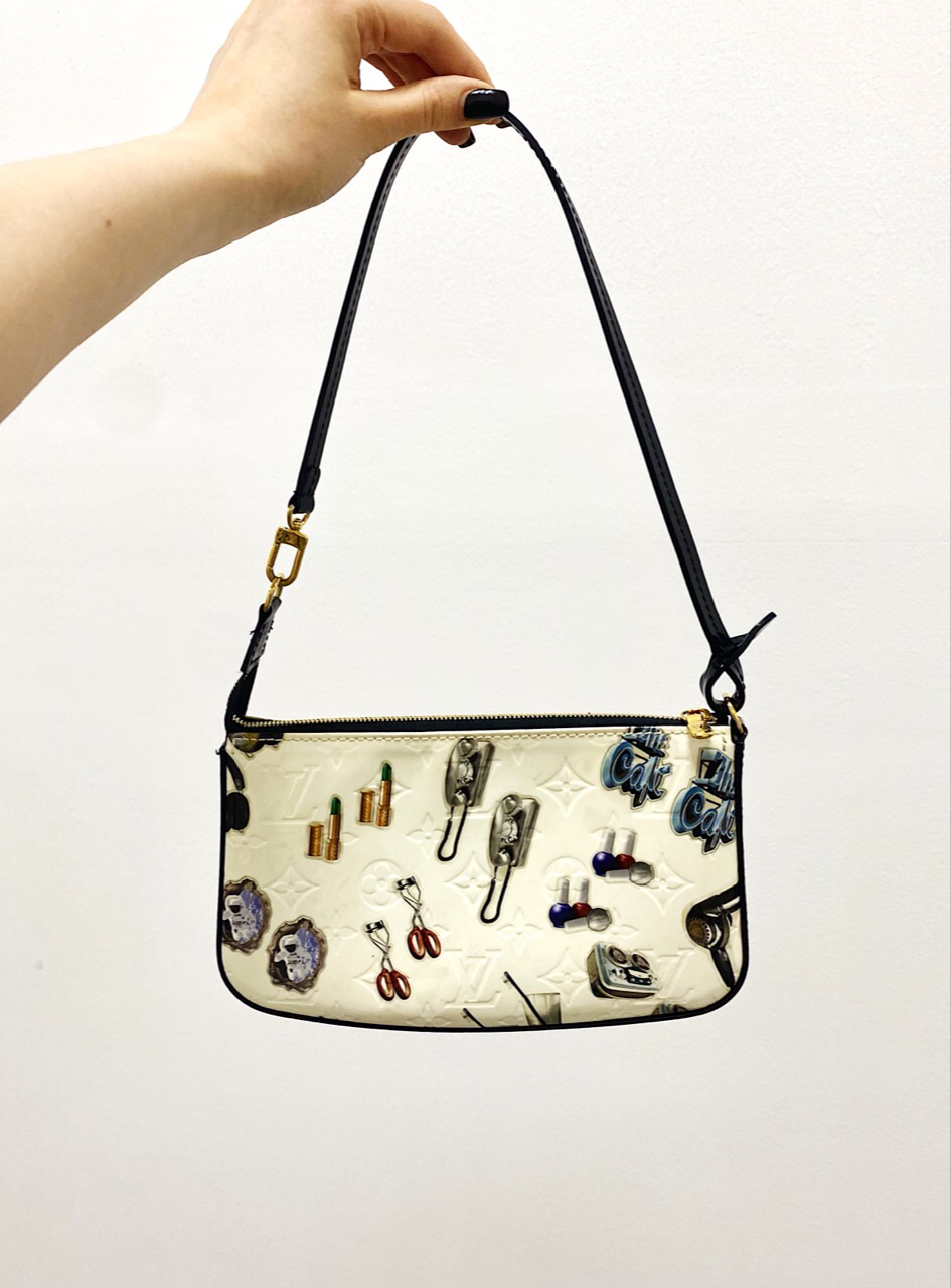 Сумка Louis Vuitton Vernis Sticker Pochette