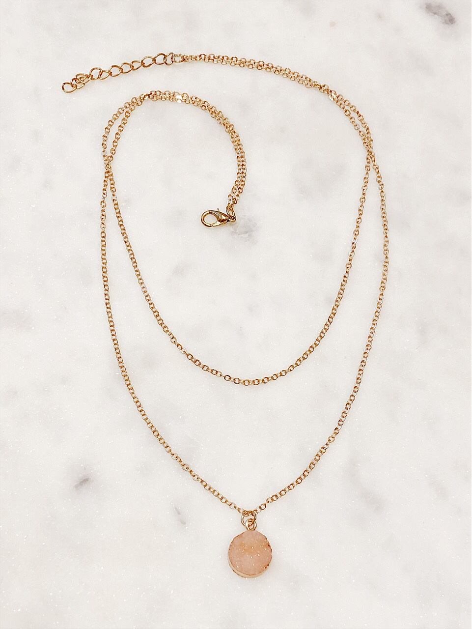 Многослойная цепь с натуральным камнем