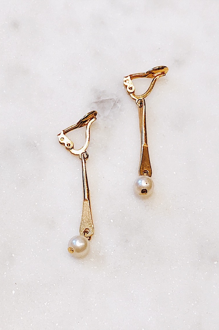 Изящные клипсы-подвески с жемчужиной