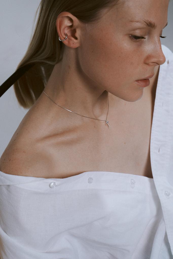 цепь с мини крестом