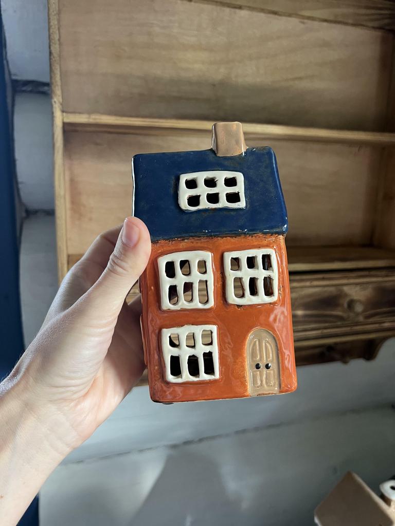 Домик терракотовый