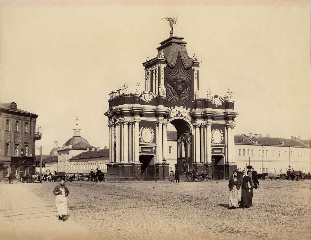 Петр Павлов Площадь у Красных ворот Москва