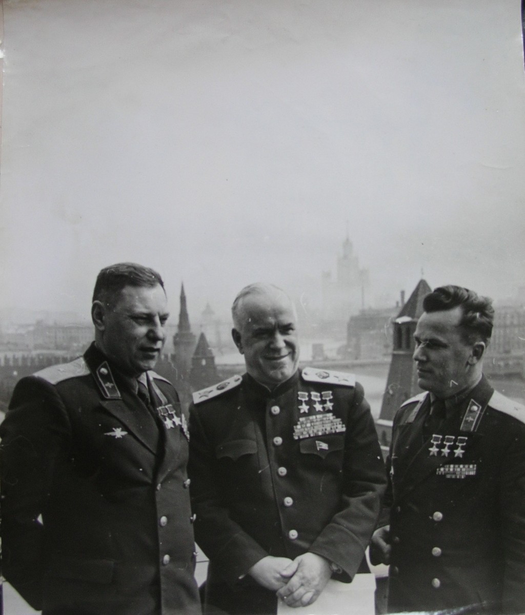 Три трижды Героя Советского Союза: А.И. Покрышкин, Г.К. Жуков, И.Н. Кожедуб  1960-е