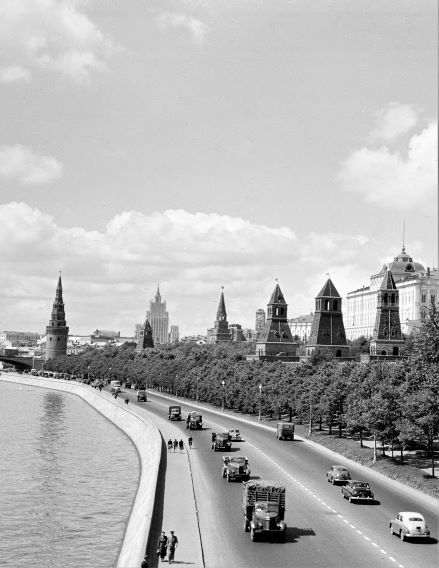 Кремлевская набережная