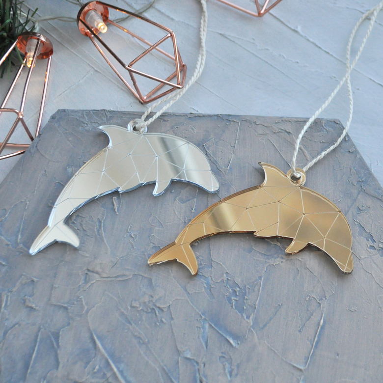 Ёлочная новогодняя игрушка - Дельфин зеркальный - купить необычный сибирский сувенир в подарок на Новый год