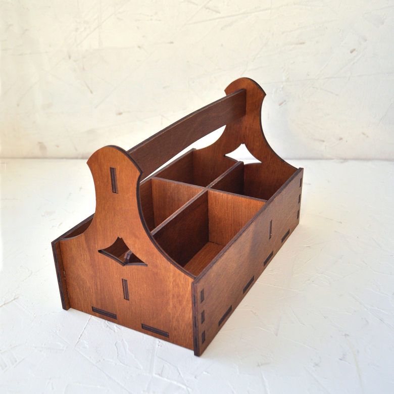 Ящик с ручкой