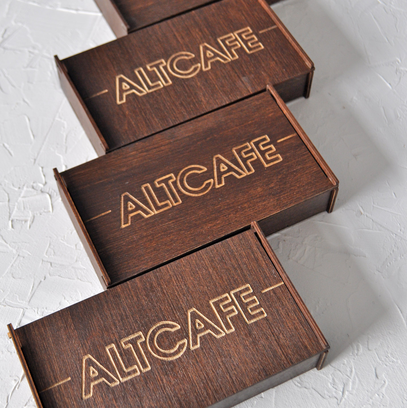 Счетница чек-бук коробочка из дерева с логотипом купить для кафе или ресторана