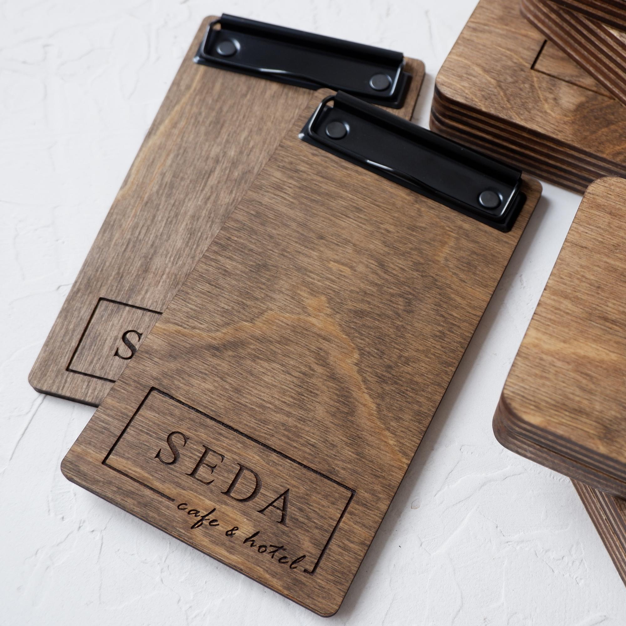 счетница деревянный планшет с зажимом чек бук с логотипом купить заказать