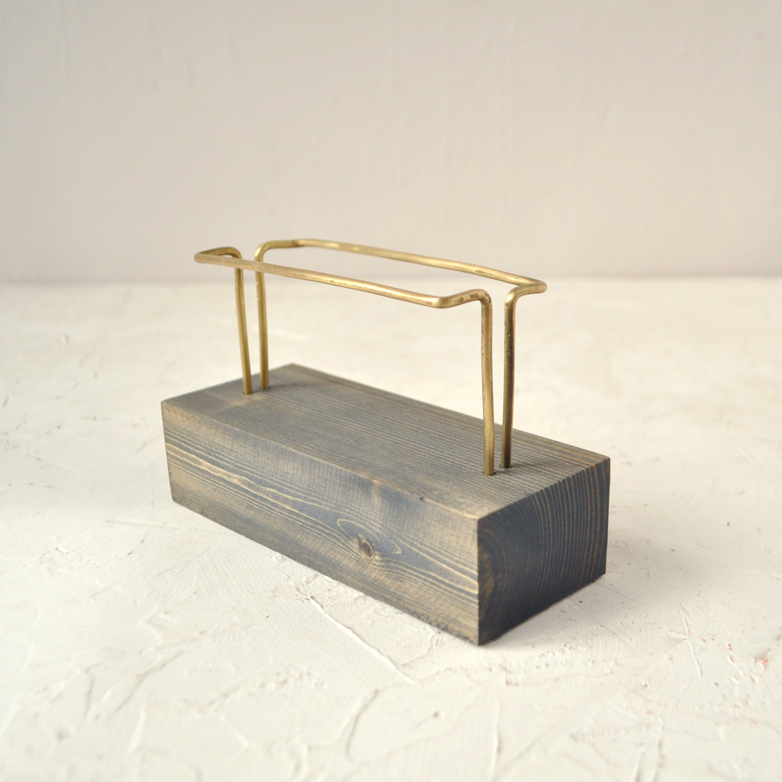 деревянная салфетница из массива с латунью в стиле лофт купить заказать с логотипом