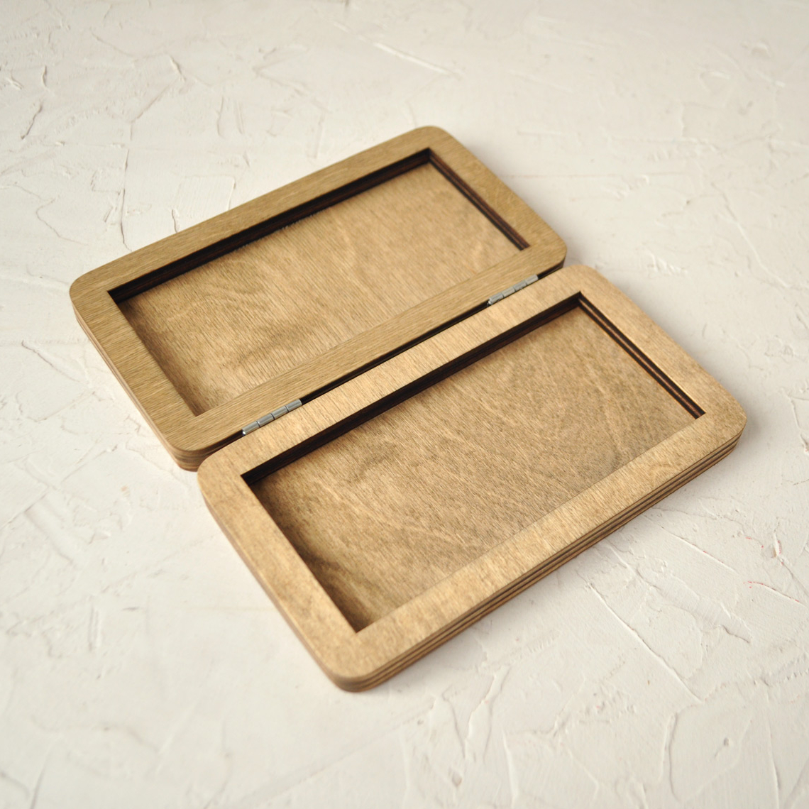 счетница чек бук коробочка из дерева с гравировкой логотипа купить заказать