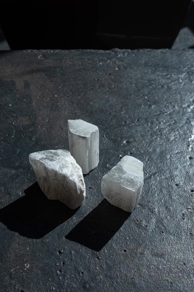 Натуральный камень - СЕЛЕНИТ