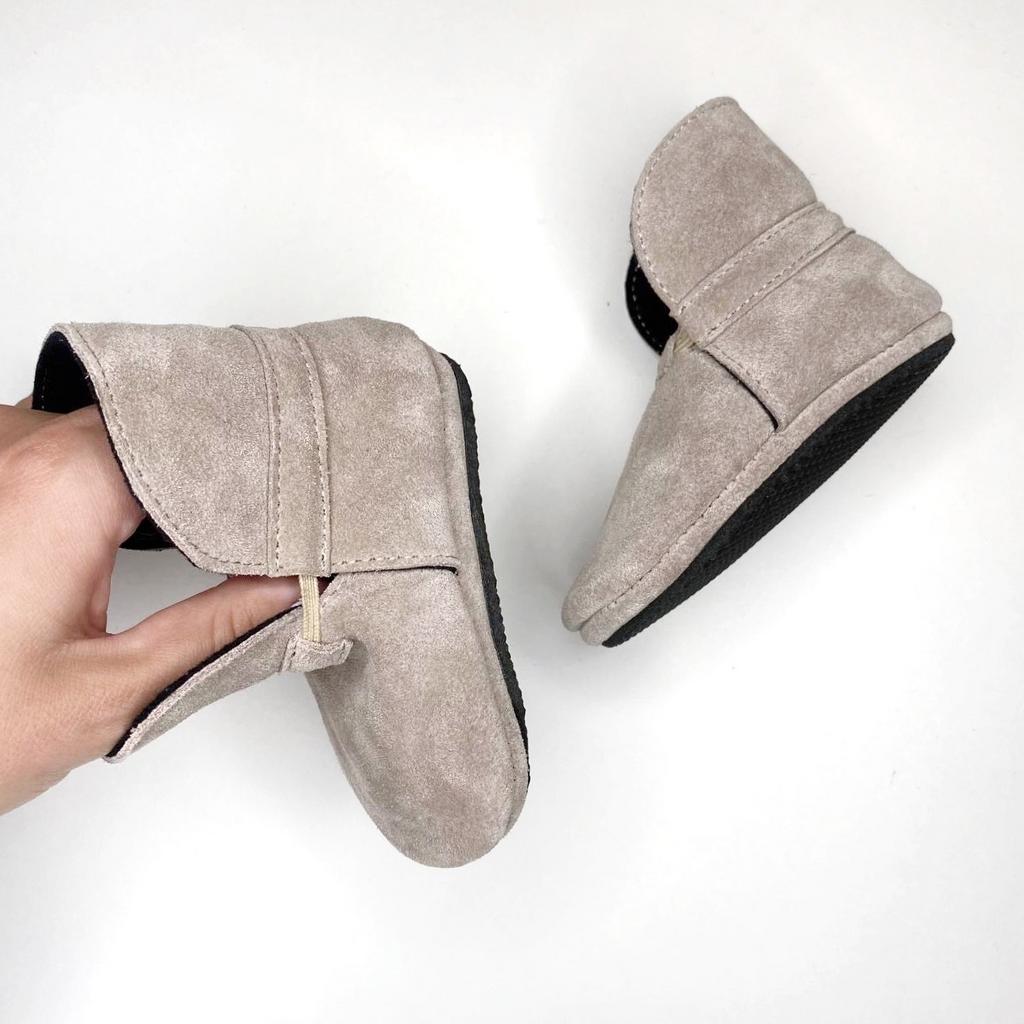 Ботиночки на резиночке утепленные шерстью с мягкой подошвой EVA