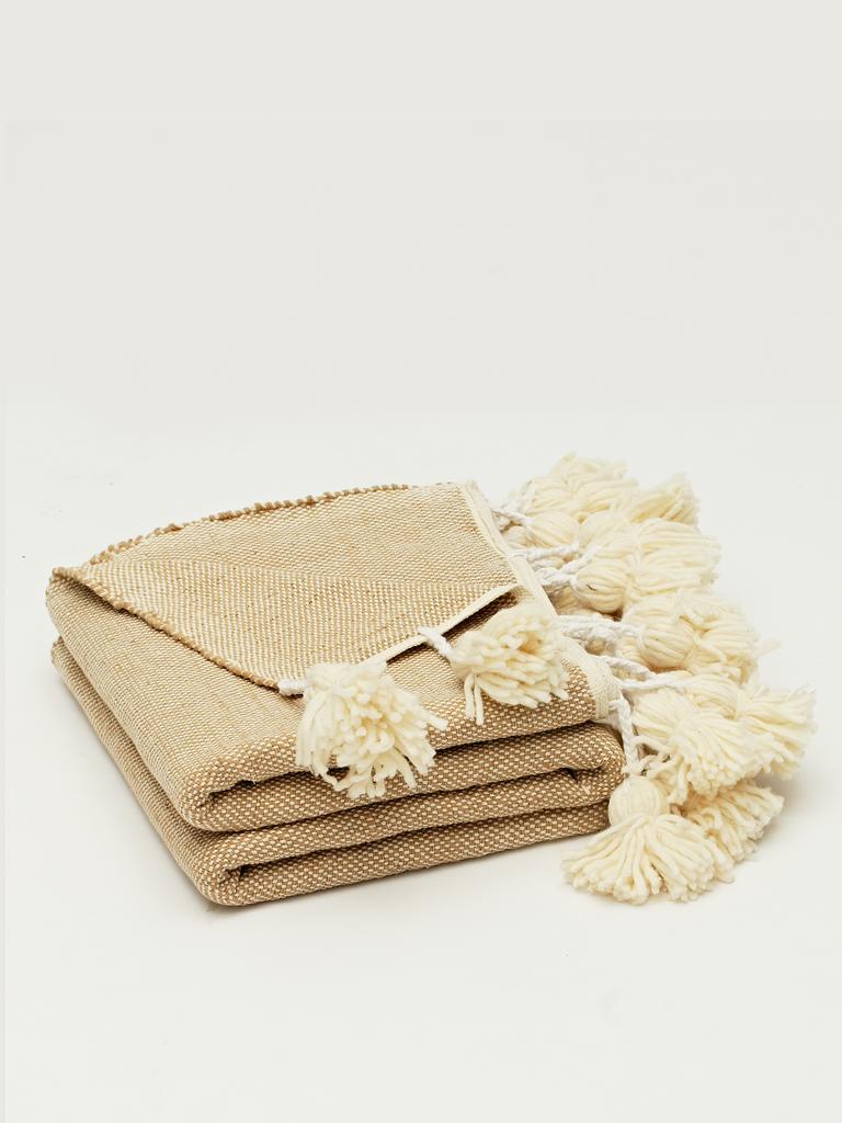 Большой хлопковый плед с помпонами Crème