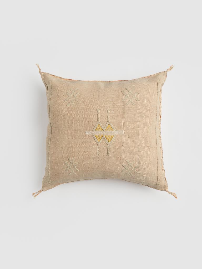 Марокканская подушка из шёлка алоэ вера Sable Rosé