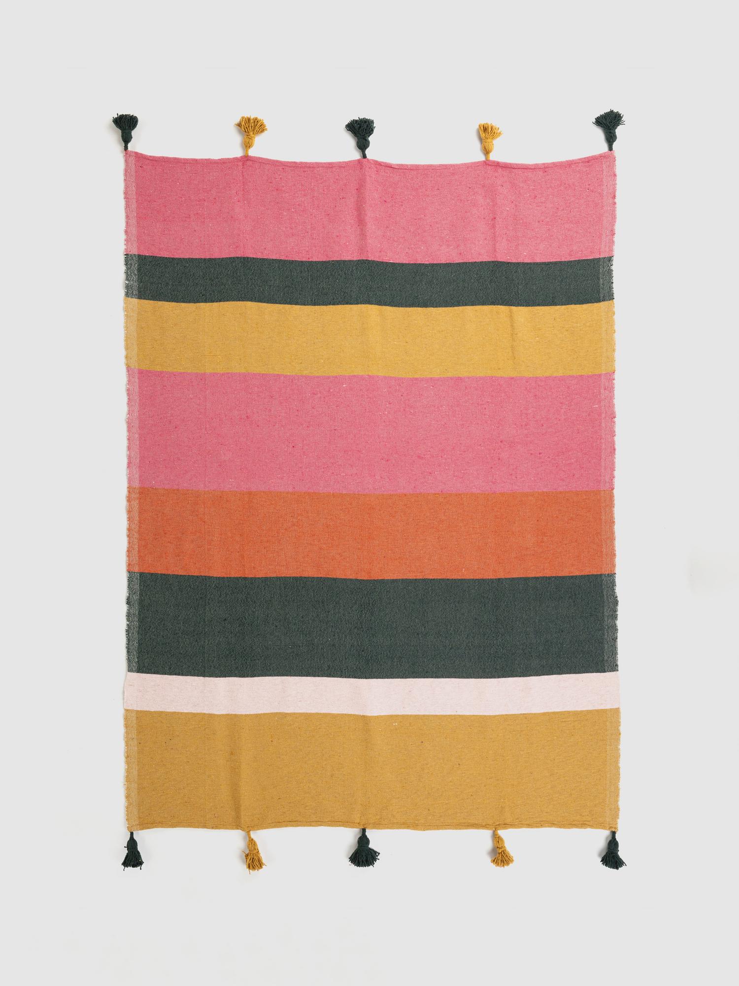 Марокканский плед с помпонами Nomad Chic "Lolli"