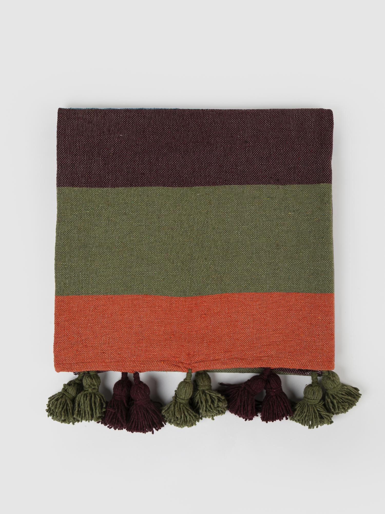 Марокканский плед с помпонами Nomad Chic "Candyra"