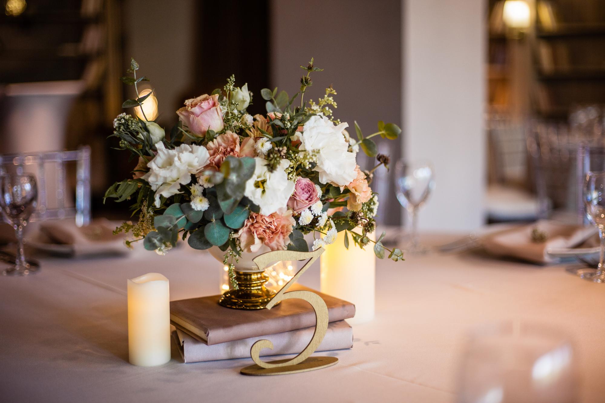 Композиция низкая "Крем-брюле"